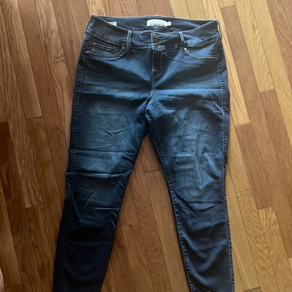 Womens Torrid blue jeans